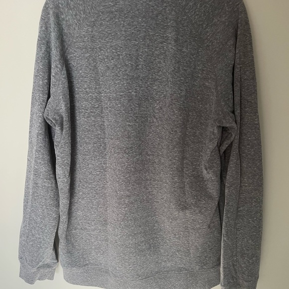 Peloton Heather Grey Long Sleeve Crewneck Sweater With Logo Size Large - Picture 3 of 4